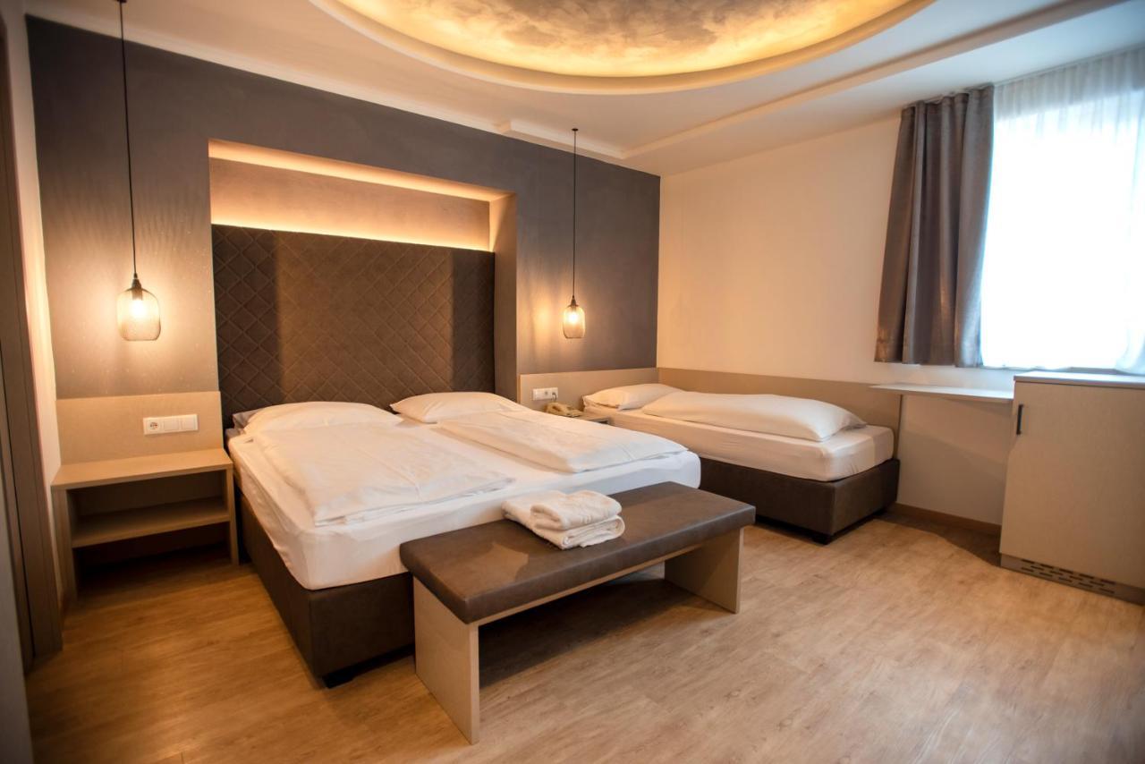 Hotel Chrys Болзано Екстериор снимка