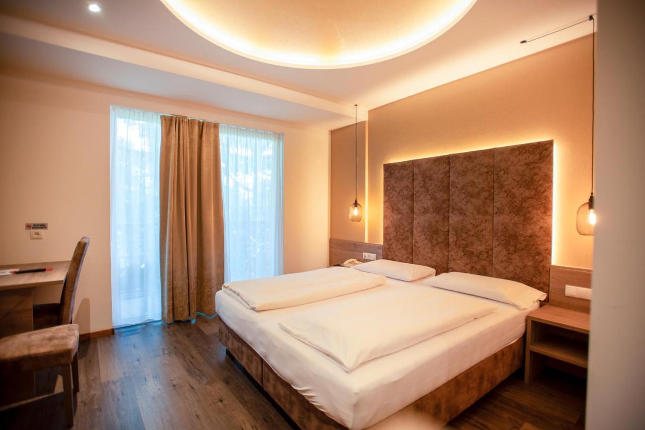 Hotel Chrys Болзано Екстериор снимка